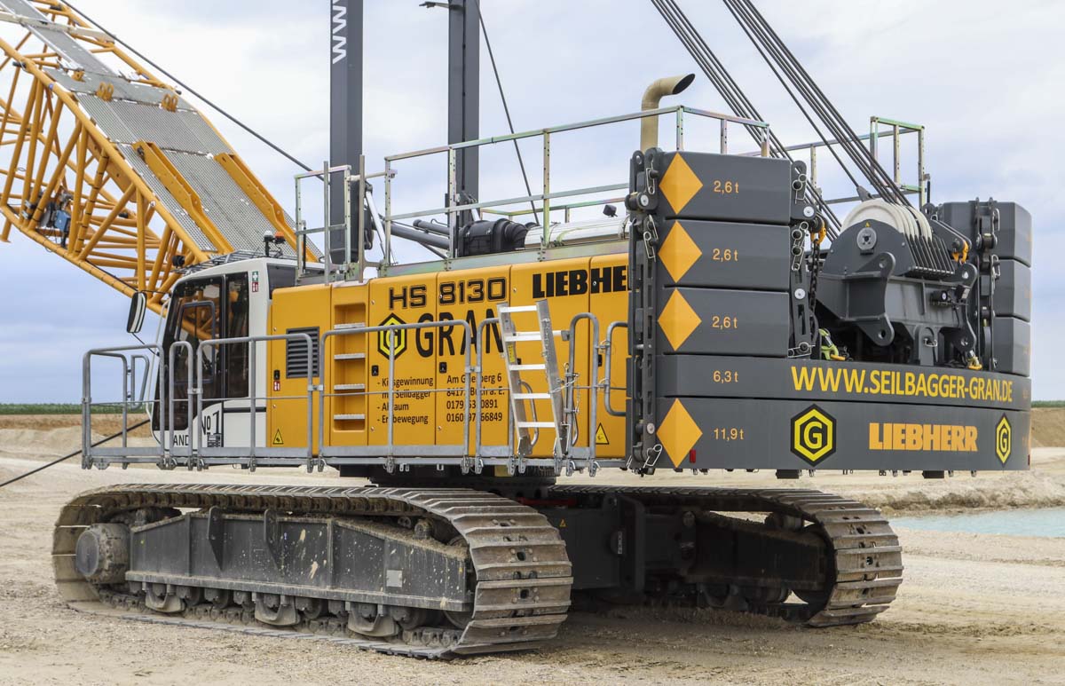 Liebherr HS 8130 HD - Seilbaggerbetrieb Gran :: www.trucks