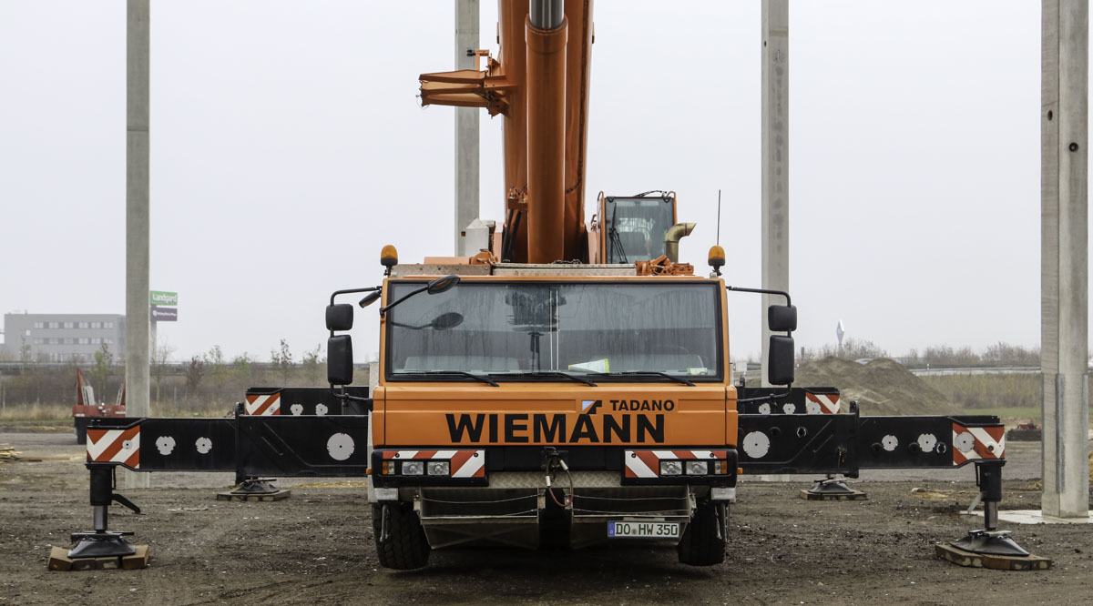Tadano ATF 220G-5 - Wiemann :: www.trucks-cranes.nl