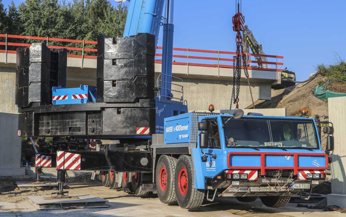 Tadano ATF 400G-6 - Mayer :: www.trucks-cranes.nl Tadano ATF 400G-6 - Mayer :: www.trucks-cranes.nl
