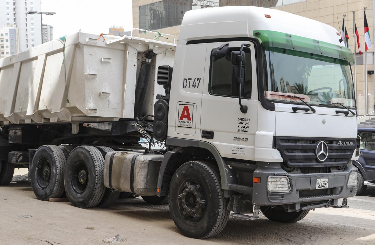 Mercedes-Benz Actros 3848 - Ahmadiah :: www.trucks-cranes.nl